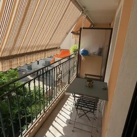Lejlighed T2 Ouvert A 5 Min Des Plages, Au Calme, Avec Balcon Et Garage Menton