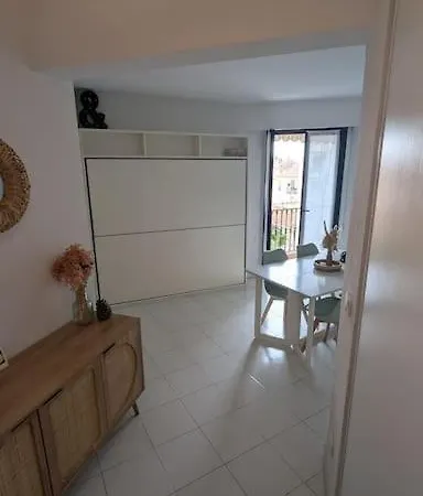 Apartman T2 Ouvert A 5 Min Des Plages, Au Calme, Avec Balcon Et Garage