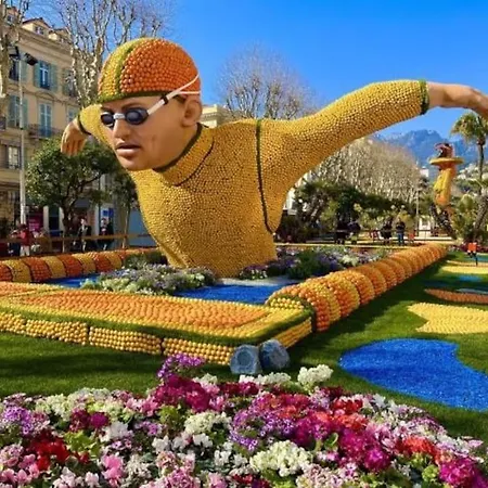 T2 Ouvert A 5 Min Des Plages, Au Calme, Avec Balcon Et Garage *