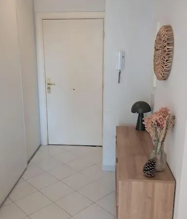 T2 Ouvert A 5 Min Des Plages, Au Calme, Avec Balcon Et Garage Apartman Menton