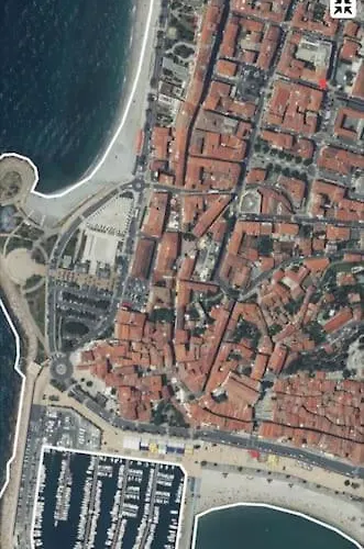 T2 Ouvert A 5 Min Des Plages, Au Calme, Avec Balcon Et Garage Διαμέρισμα *